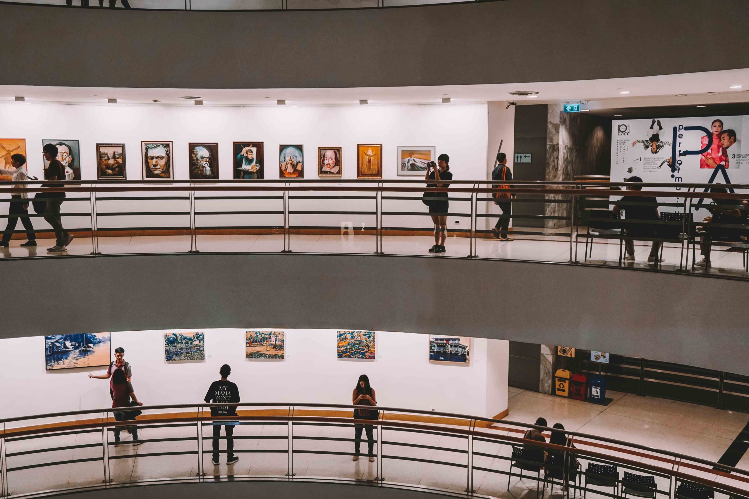 The many applications of people counting technology in public buildings